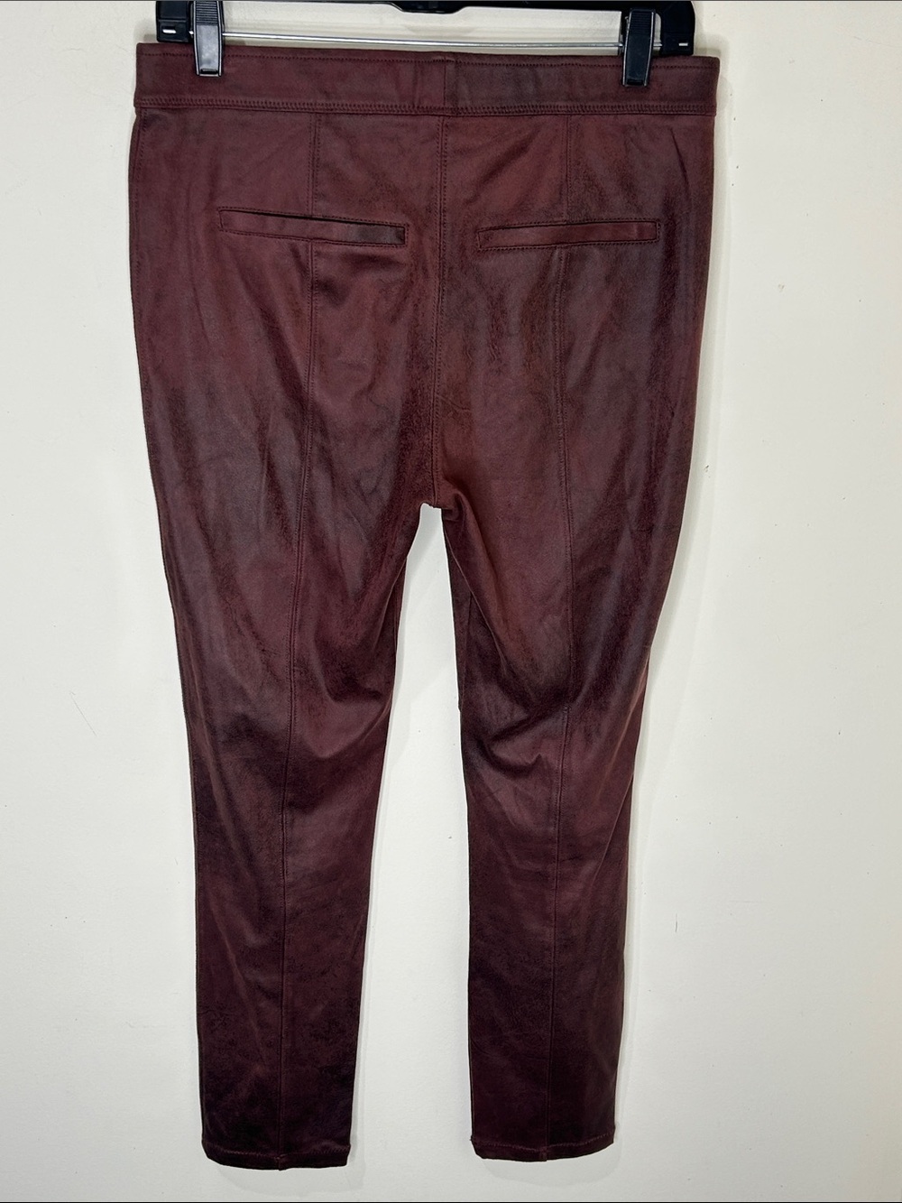 FREE PEOPLE Vegan Faux Suede Leggings Wine Burgundy Size 30 - Picture 3 of 12